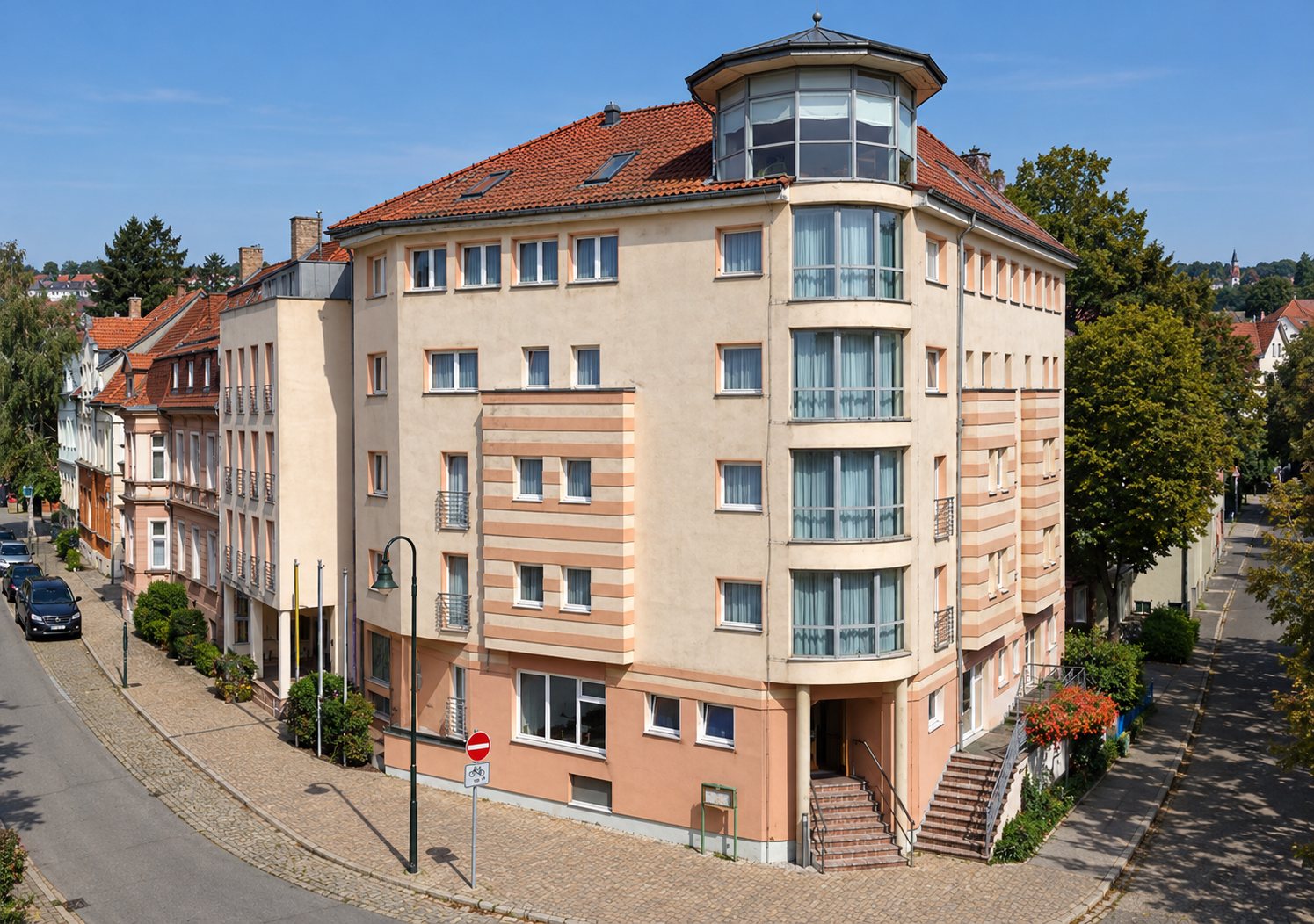 Hotel in einem Altstadt-Eckhaus